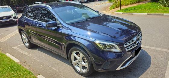 MERCEDES-BENZ GLA 200 1.6 CGI FLEX ENDURO 7G-DCT